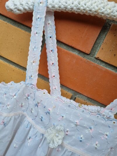 Made in NZ White Broderie Anglais Cami | Best fit 10-12 - Image 4