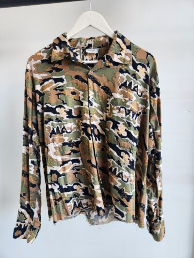 Moda Ari Camo Cropped Shirt | Best fit L
