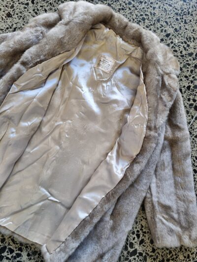 Leonard Berg & Co Faux Fur Beige Coat | Best fit 10-14 - Image 3