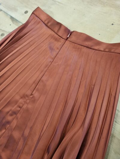 Kilt Rust Pleat Midi Skirt | Best fit 10 - Image 4