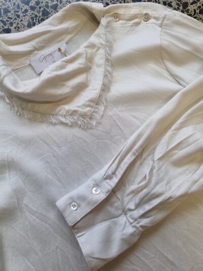 Gregory Cream Handkerchief Neck L/S Top | Best fit 10-12 - Image 4